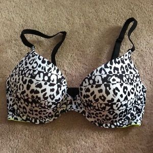 Victoria’s Secret Pink cheetah print bra